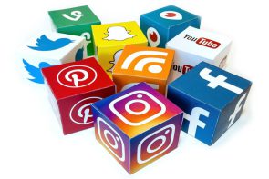 التسويق عبر مواقع التواصل الاجتماعي